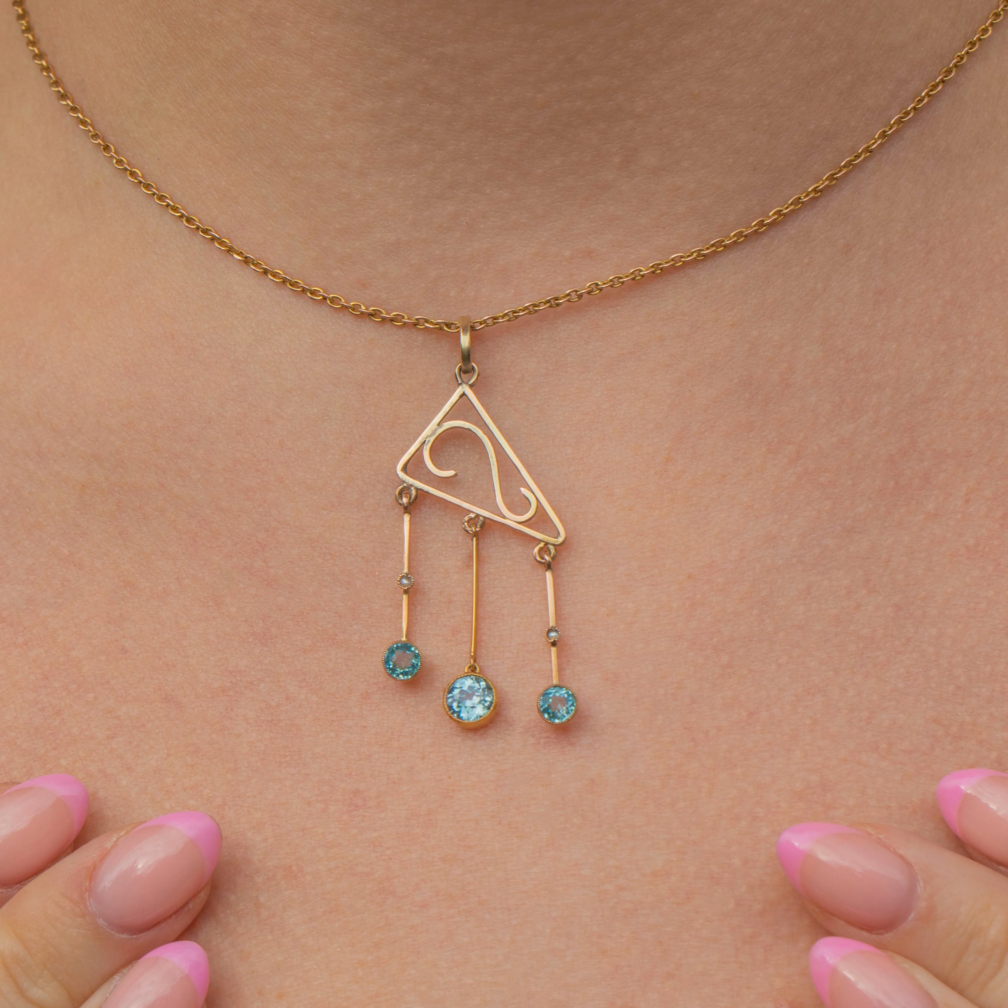 Antique 9ct Gold Blue Zircon Drop Pendant, 0.64ct