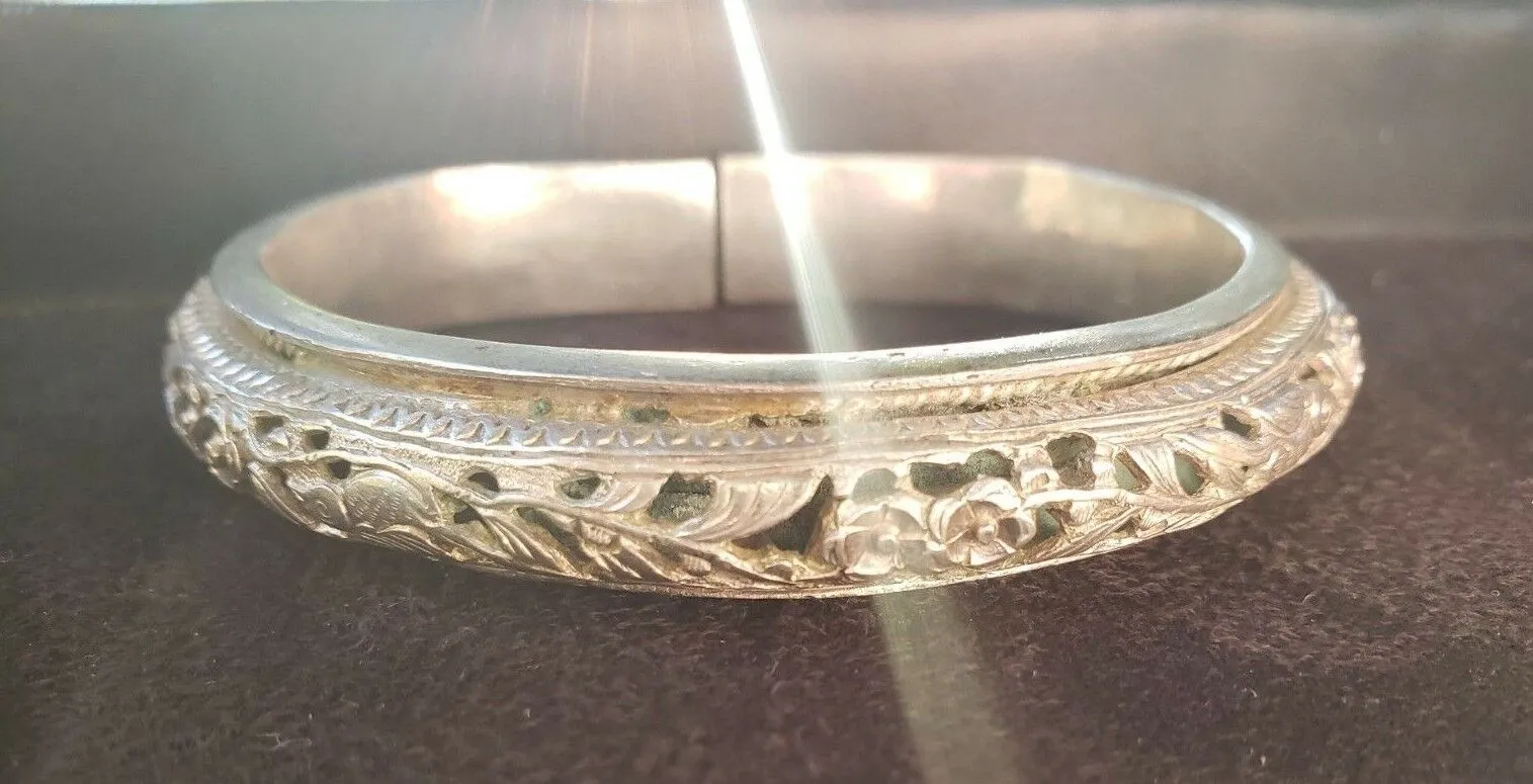 Antique Ornate Chinese Floral Sterling Silver Bangle Bracelet