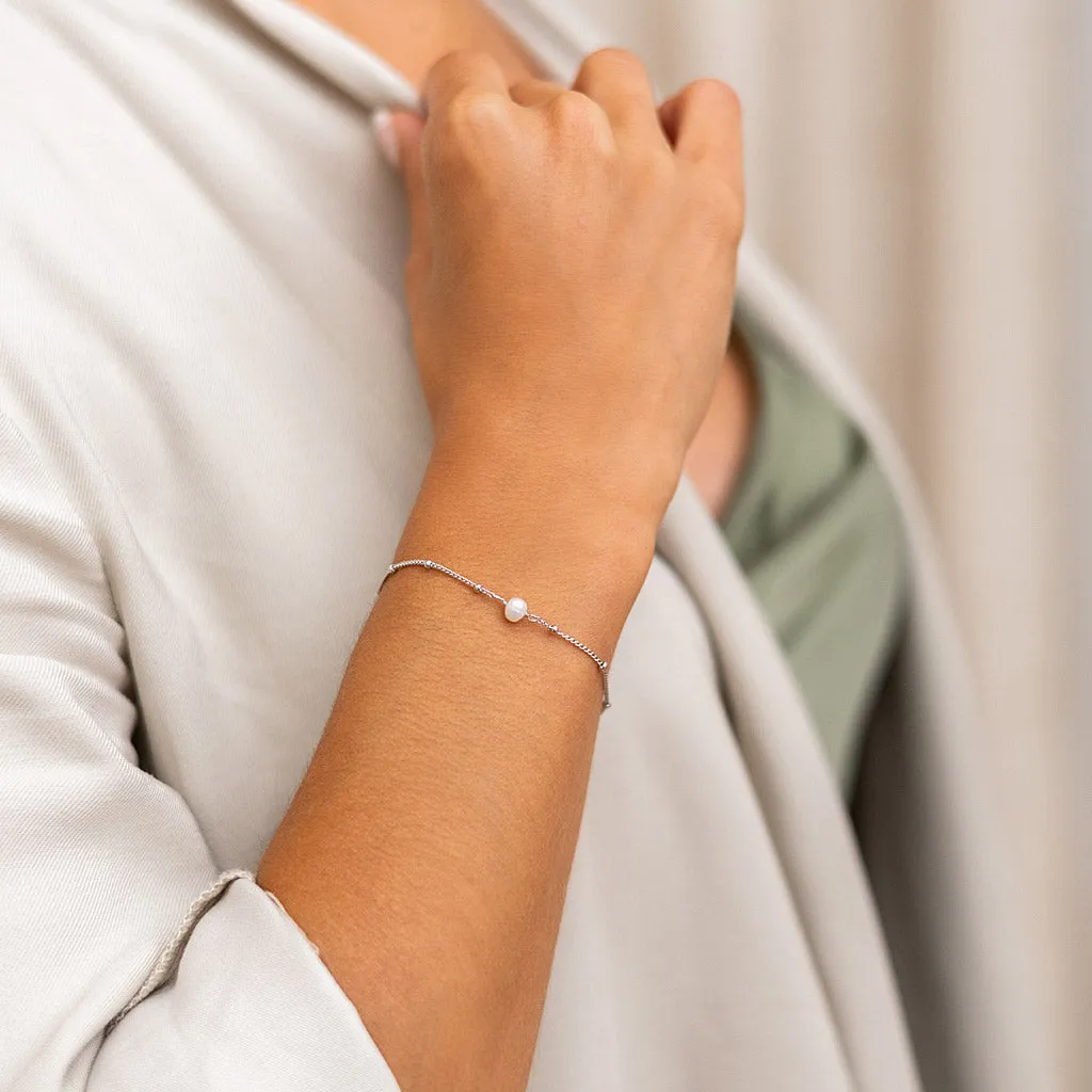 Single Pearl Bracelet